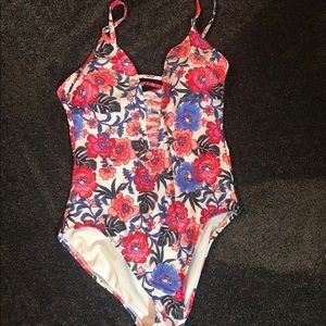 Time and tru one piece swimsuit